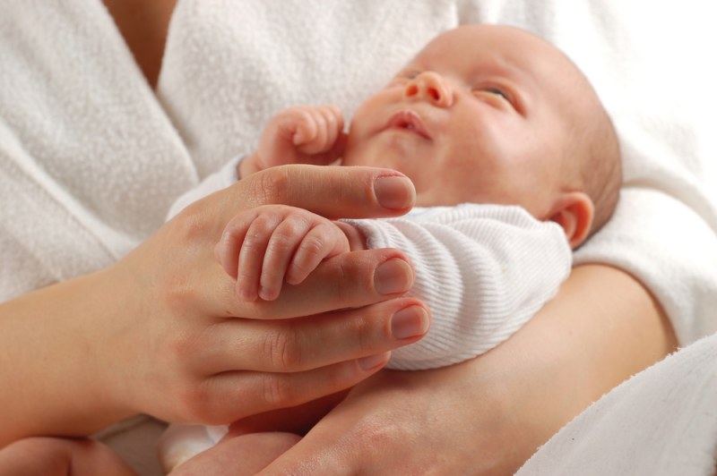 Какие важные рефлексы должны быть у детей в первые месяцы жизни?